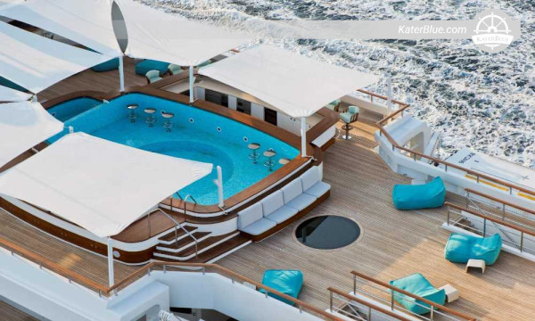 7-Day Southern Red Sea Luxury Yacht Cruise from Jeddah to Muscat