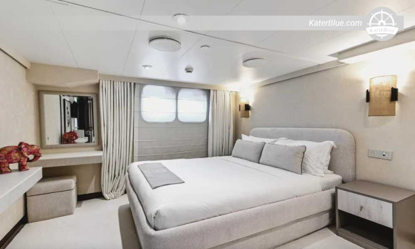 One-Week Fully Crewed 86m Luxury Yacht Charter from Hurghada Marina - Small Giftun, Umm Gamar, Shaab Abu Nuhas Scenic, Abu Minqar, Orange Bay (Egypt)