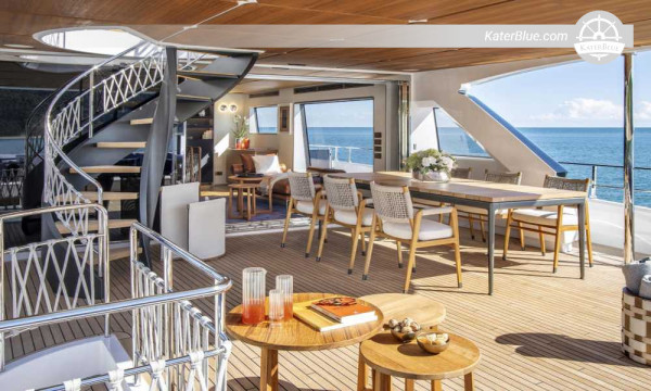 Superiate Custom Line de 28 metros - Cruzeiro de 7 dias em alto mar pelo Mar Vermelho, partindo da Marina de Jeddah