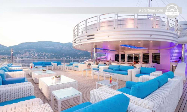 14-Day Luxury Superyacht Expedition - Oman Coast, Salalah &amp; Socotra Island - Departing Port Rashid Dubai